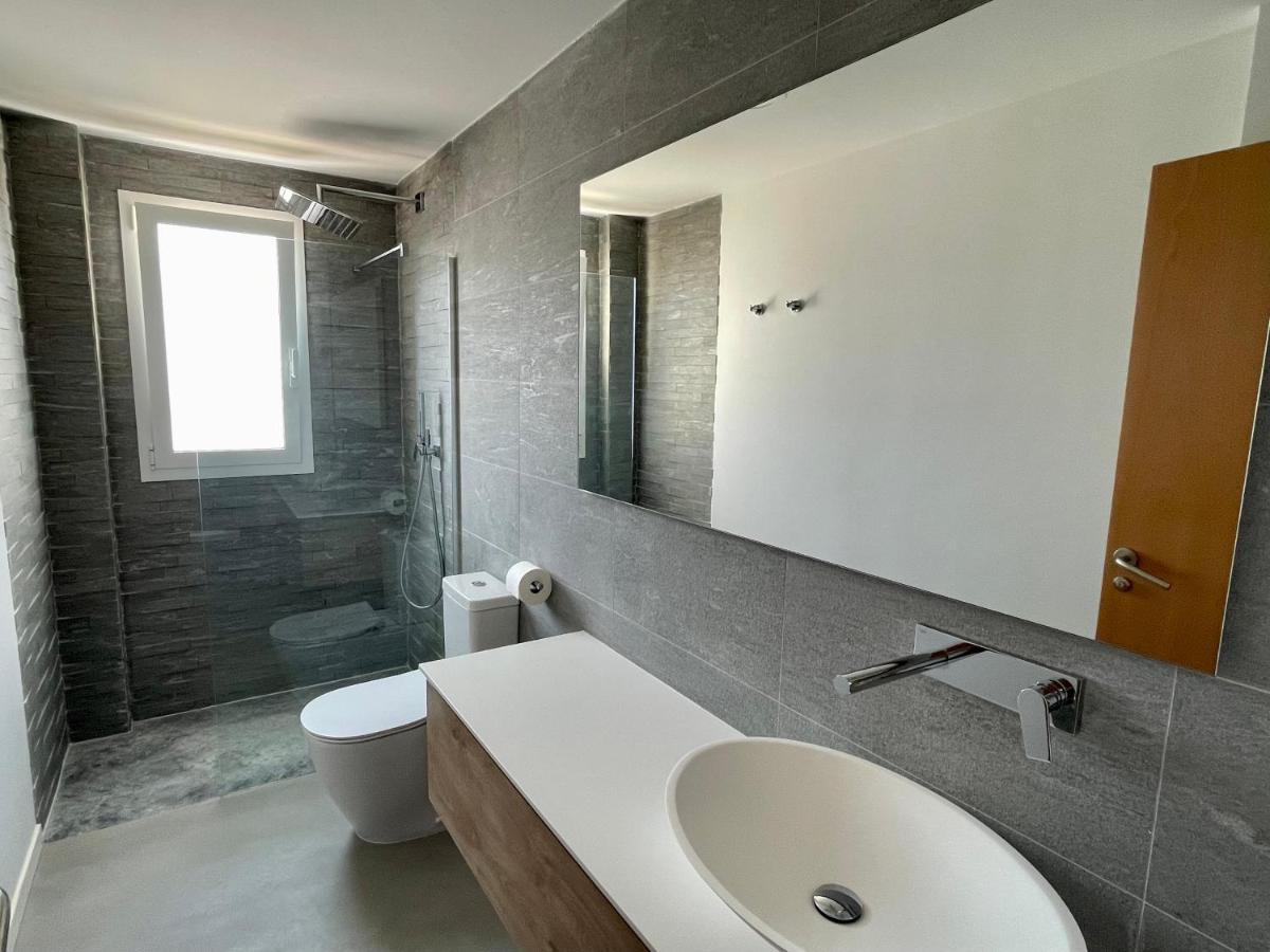 Beautiful Penthouse With Pool And Wonderful Beach View Oliva Ngoại thất bức ảnh